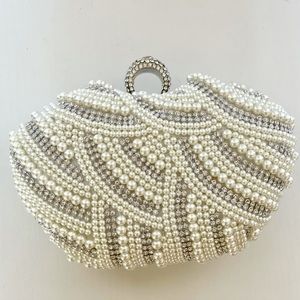 Women’s luxury special crystal beaded pearl clutch